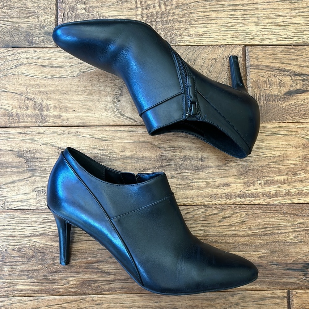 Cole Haan Lizette Shootie Heeled Ankle Boots Black Leather Size 6.5